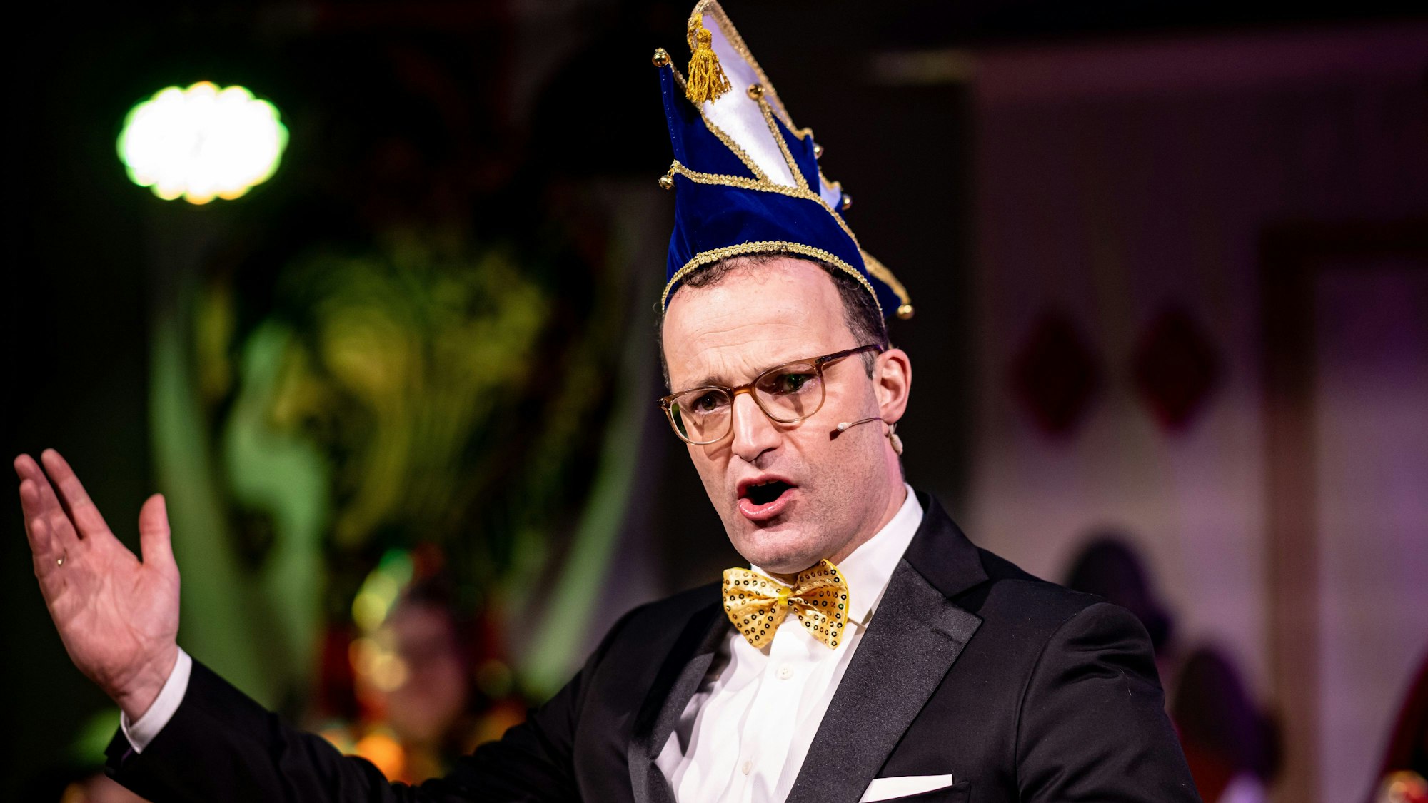 Jens Spahn (CDU), Mitglied des Deutschen Bundestages, spricht während der Außerordentliche Sitzung des Stockacher Narrengerichts.