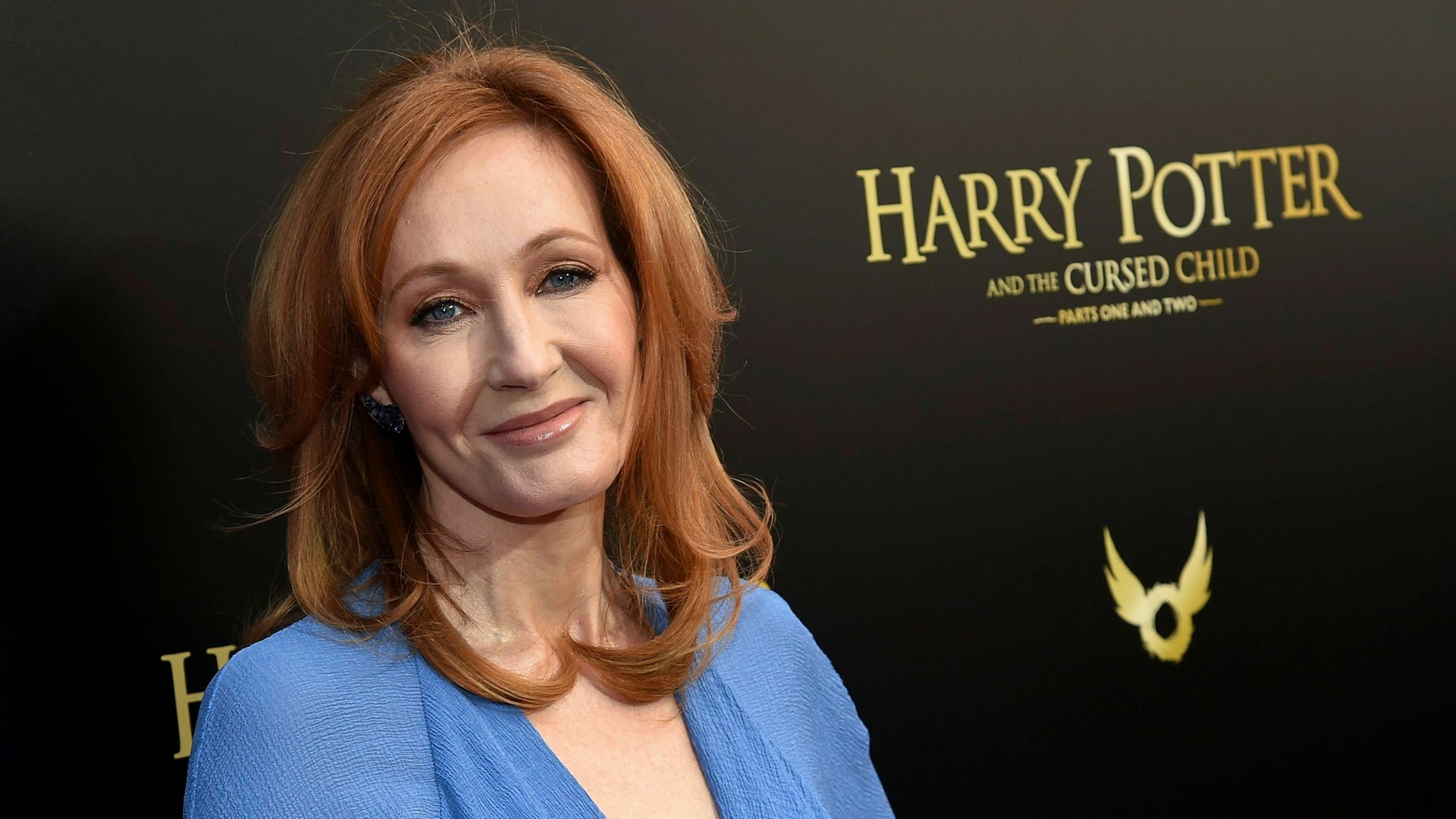 Die Autorin J.K. Rowling kommt zur Premiere des Theaterstücks „Harry Potter and the Cursed Child“.