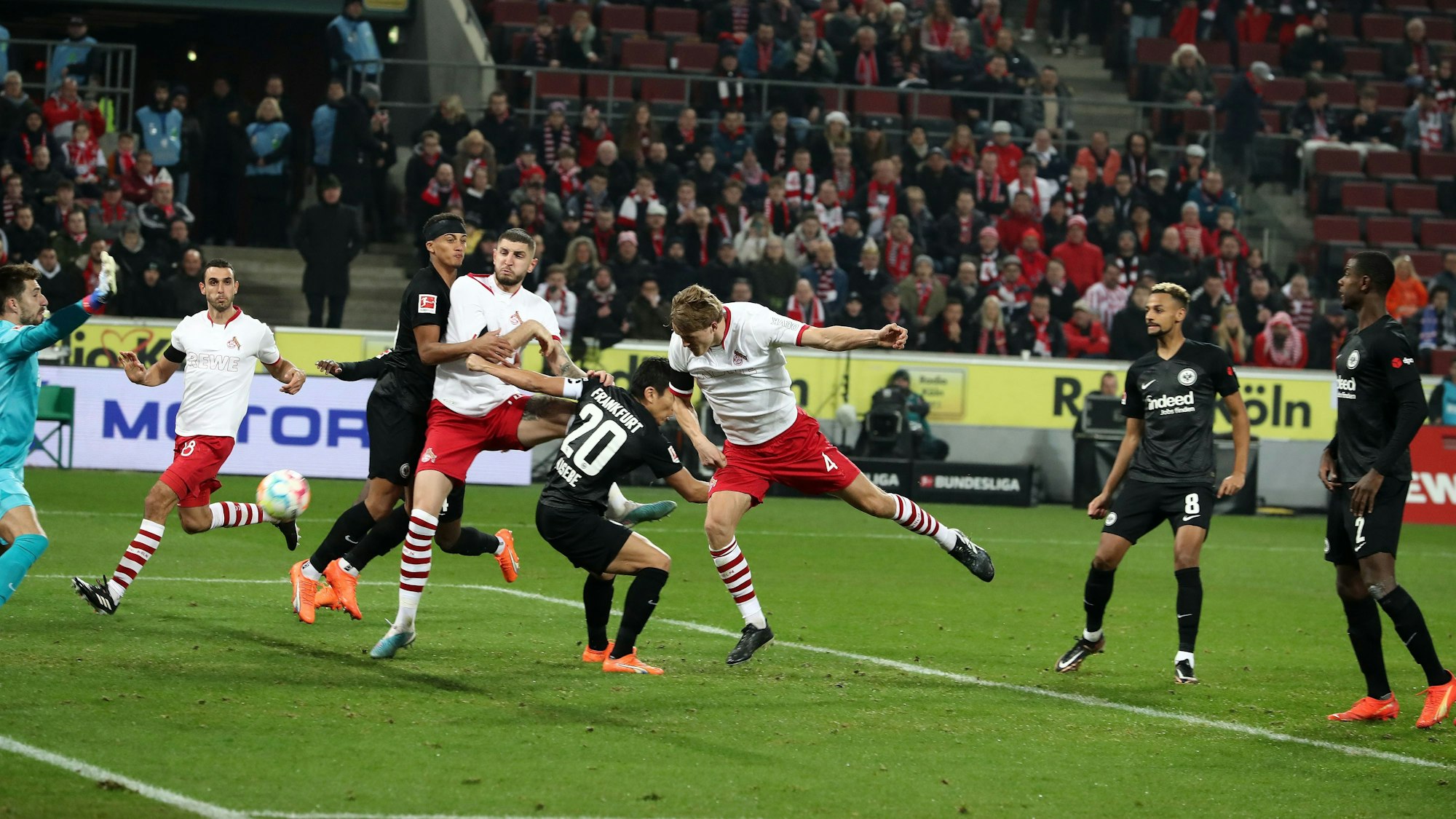 Hübers köpft das 1:0