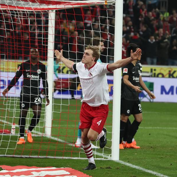 Timo Hübers bejubelt seinen Führungstreffer.