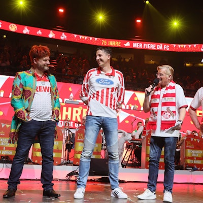 Die „Lachende FC-Arena“: Steffen Baumgart (v.l.), Christian Keller, Michael Trippel, Werner Wolf