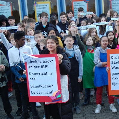 Im Februar demonstrierten die Schülerinnen und Schüler gegen die Schließung der Lehrküche.