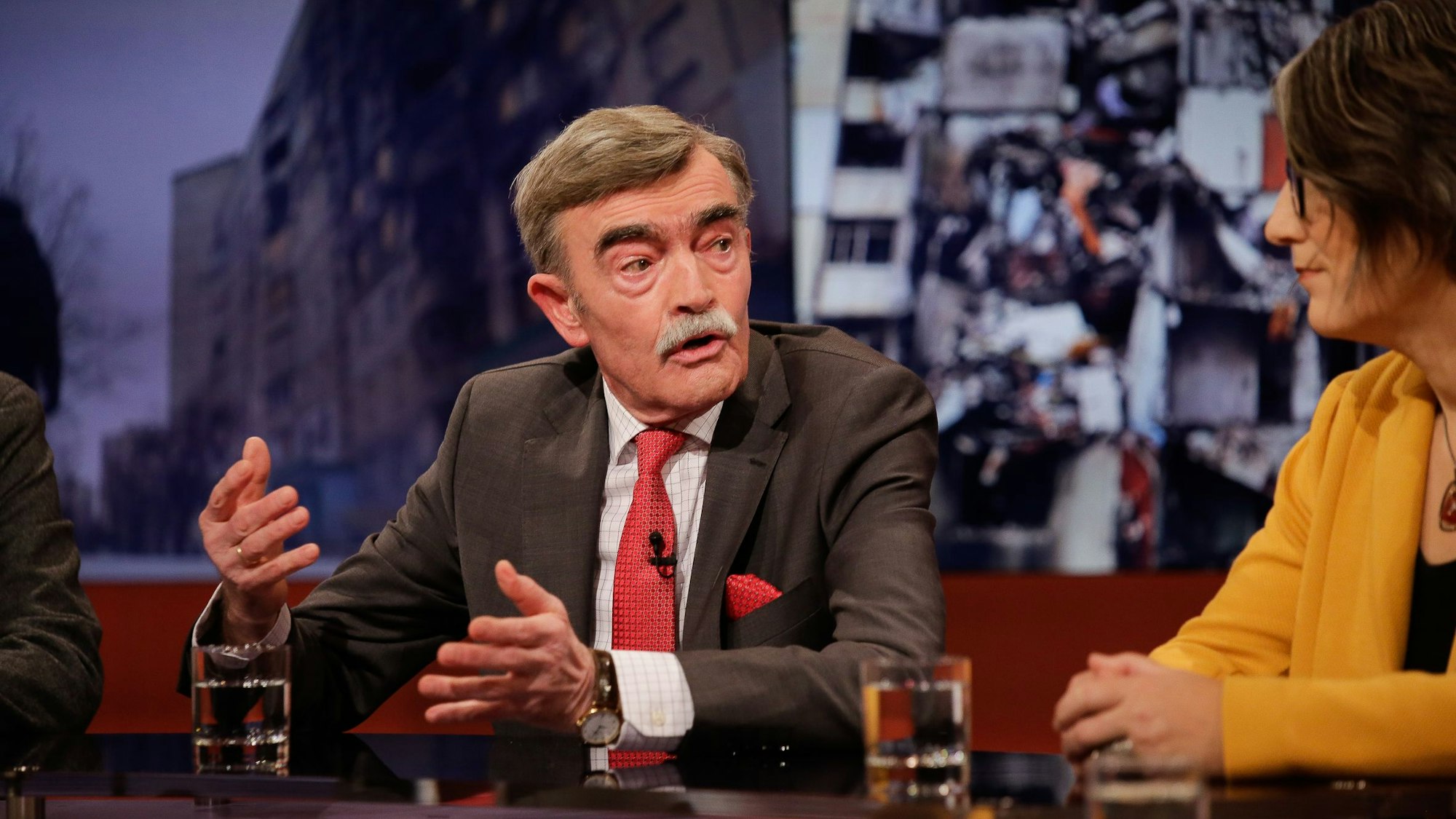 Hans-Lothar Domröse bei „Hart aber fair“