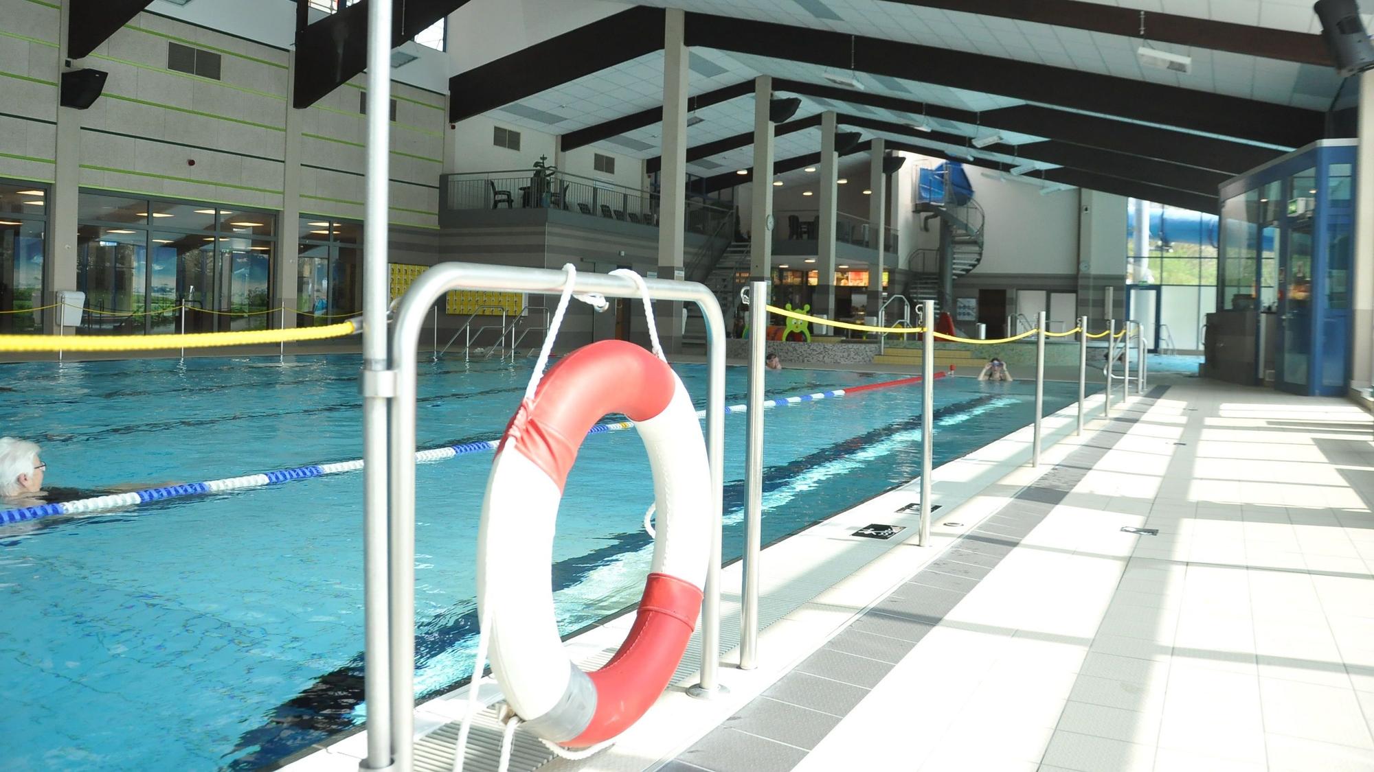 Das Hallenbad der Erftlagune.