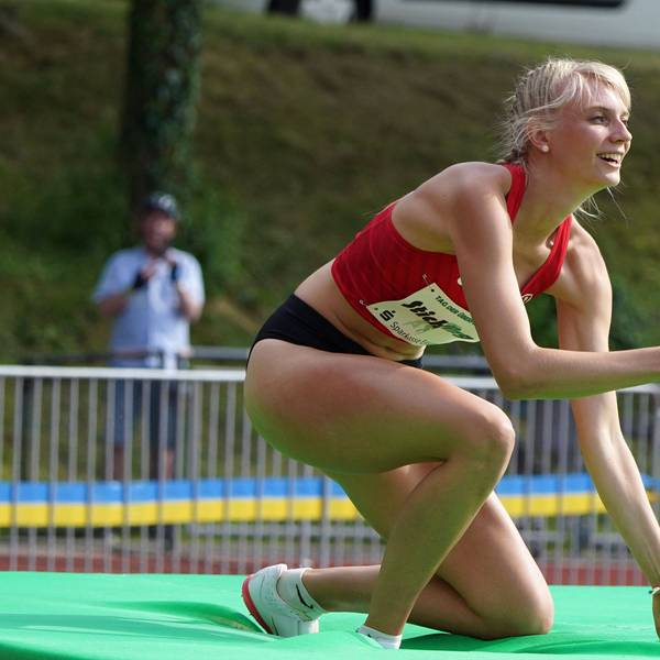 Leichtathletik, athletics, Tag der Überflieger, 12.06.2022, Essen, Hochsprung Frauen, Stichling Bianca TSV Bayer 04 Leverkusen *** athletics, athletics, high jump day, 12 06 2022, Essen, high jump women, Stichling Bianca TSV Bayer 04 Leverkusen