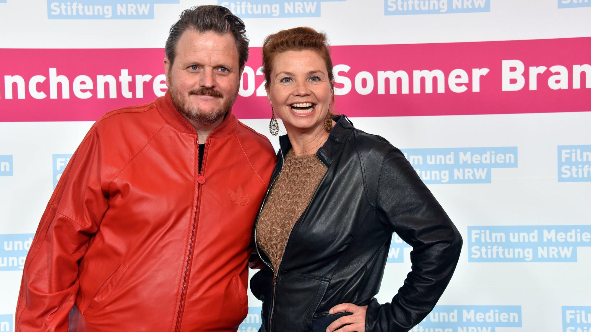 Lutz Heineking junior mit Schauspielerin Annette Frier beim Sommer-Branchentreff 2022 der Film- und Medienstiftung NRW.