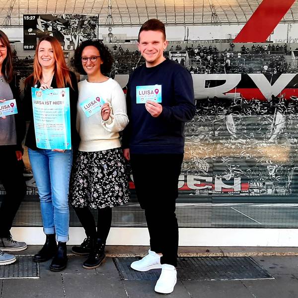Andreas Paffrath (Fanbetreuung) Andrea Frewer (Frauen-Notruf), Pia Kuhne (Frauen-Notruf), Daniela Frühling (Fanprojekt Leverkusen) und Sebastian Friedrich (Fanbetreuung).