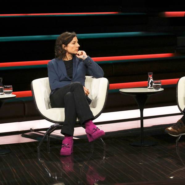 Juli Zeh (l.) und Jens Marco Scherf bei Markus Lanz