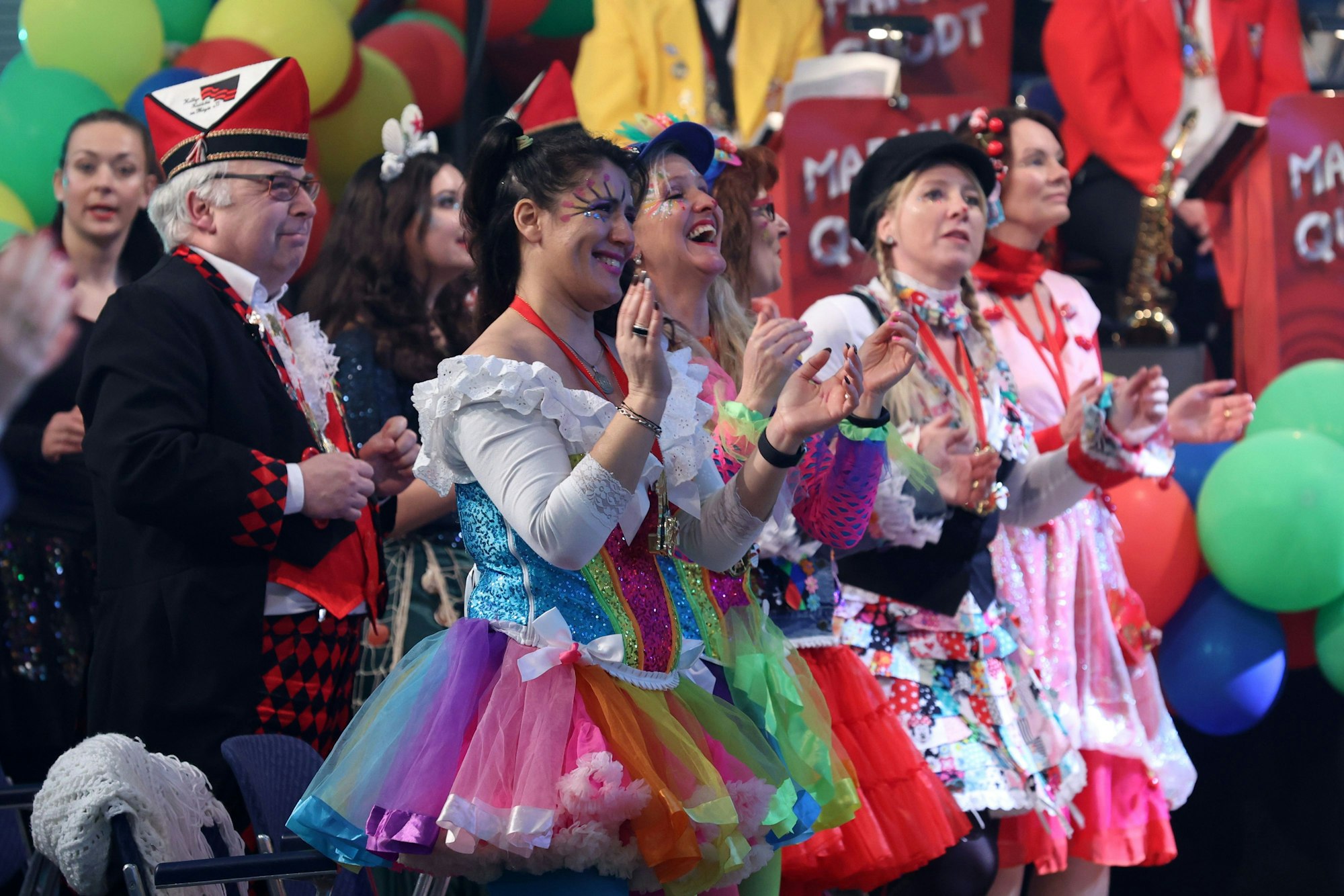 17.02.2022
Köln:
Karneval
Aufzeichnung der ARD-Fernsehsitzung im Gürzenich
Kostümiertes Publikum
Foto: Martina Goyert