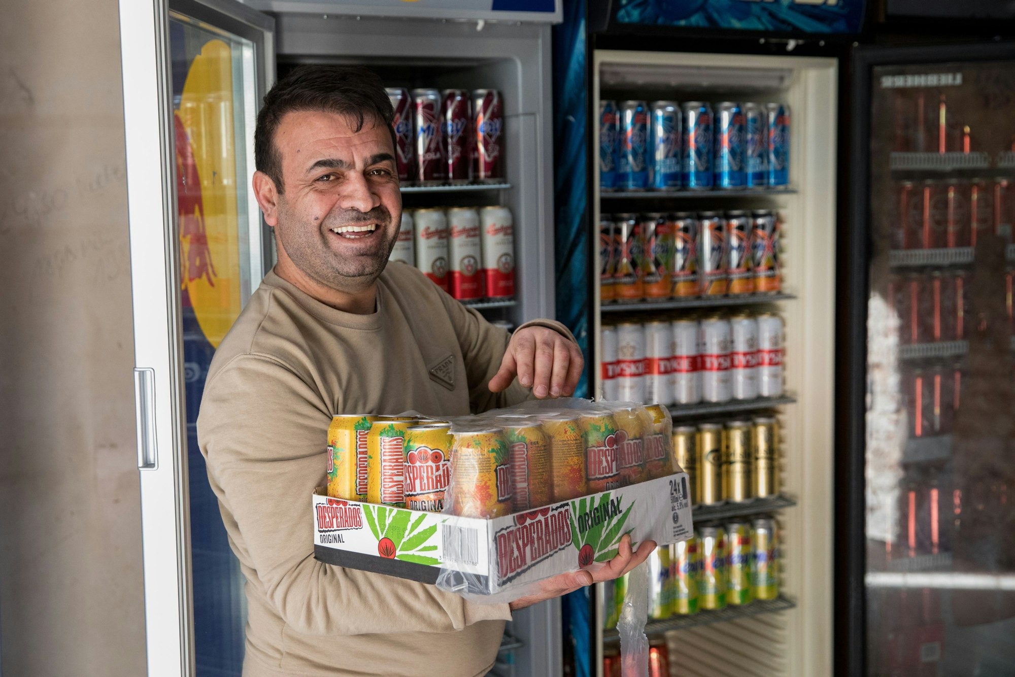 Erkan Bukar in seinem Laden.