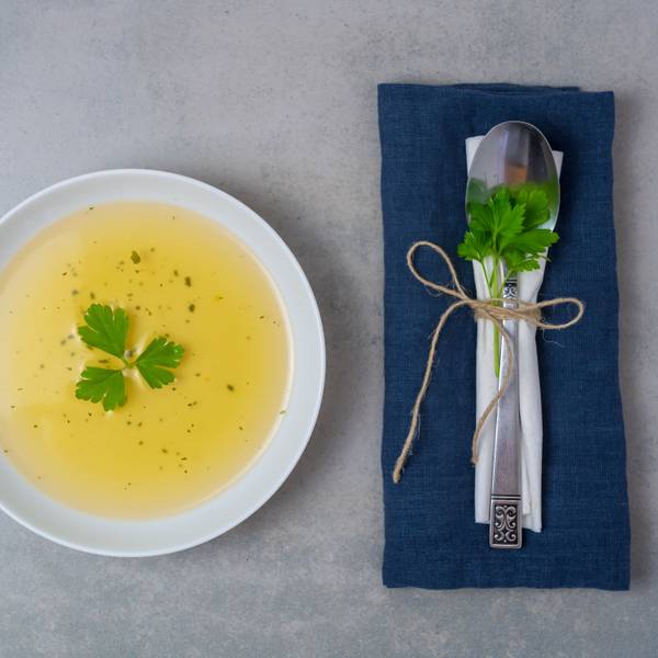 Ein Teller Suppe