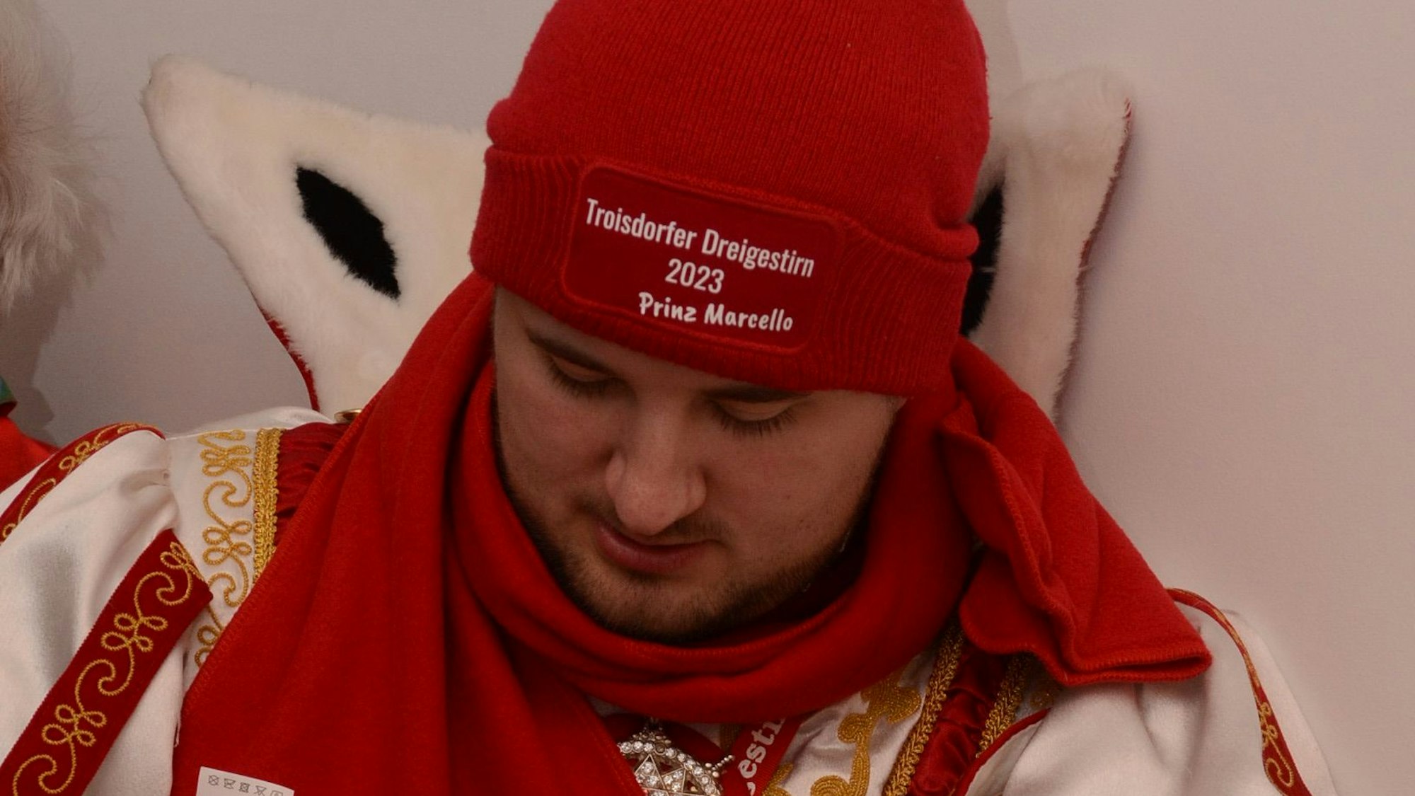 Unterwegs mit dem Troisdorfer Dreigestirn an Weiberfastnacht.