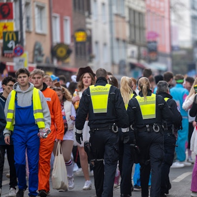 Weiberfastnacht 2023 im Kwartier Latäng
