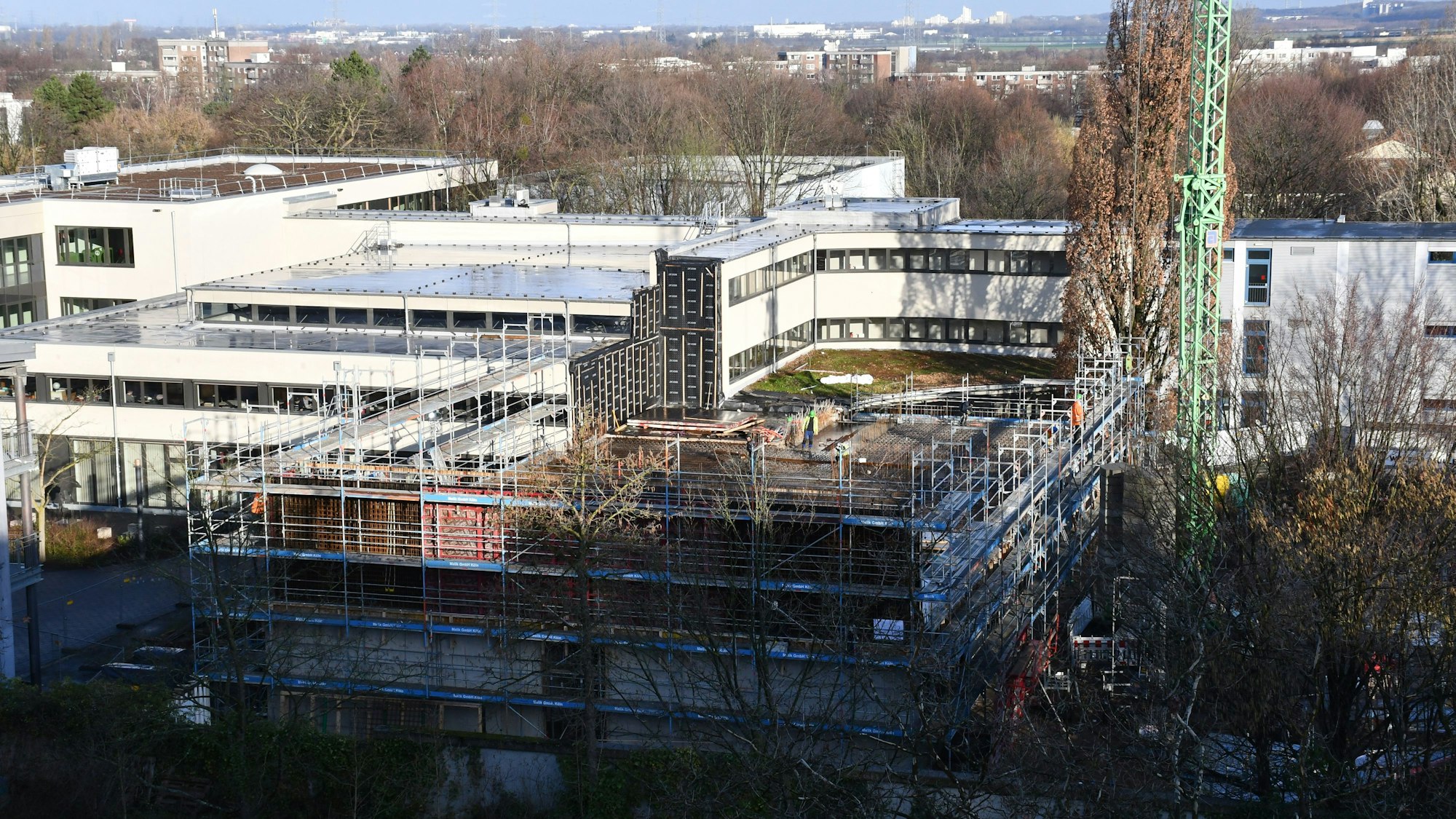 Das Ernst-Mach-Gymnasium in Hürth wird umgebaut.