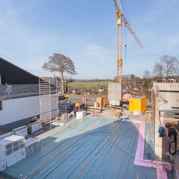 Die Baustelle in Kalsbach neben dem bestehenden Gerätehaus.