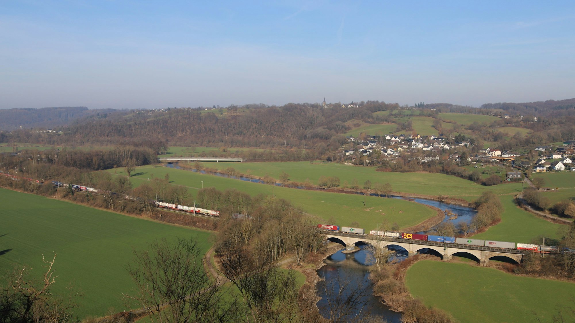Ein Blick vom Burgweg in der Stadt Blankenberg.