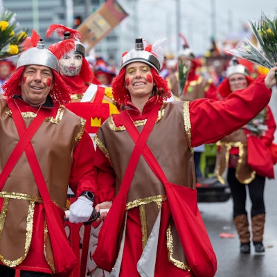 Der Stammdesch Kölsche Sonnekinder gewann in beiden Jury-Kategorien und ist Rosenmontag dabei.