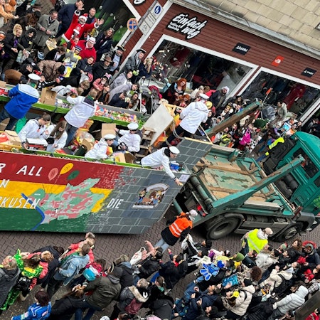 Zug Wiesdorf Karneval 2023
Karnevalszug Leverkusen