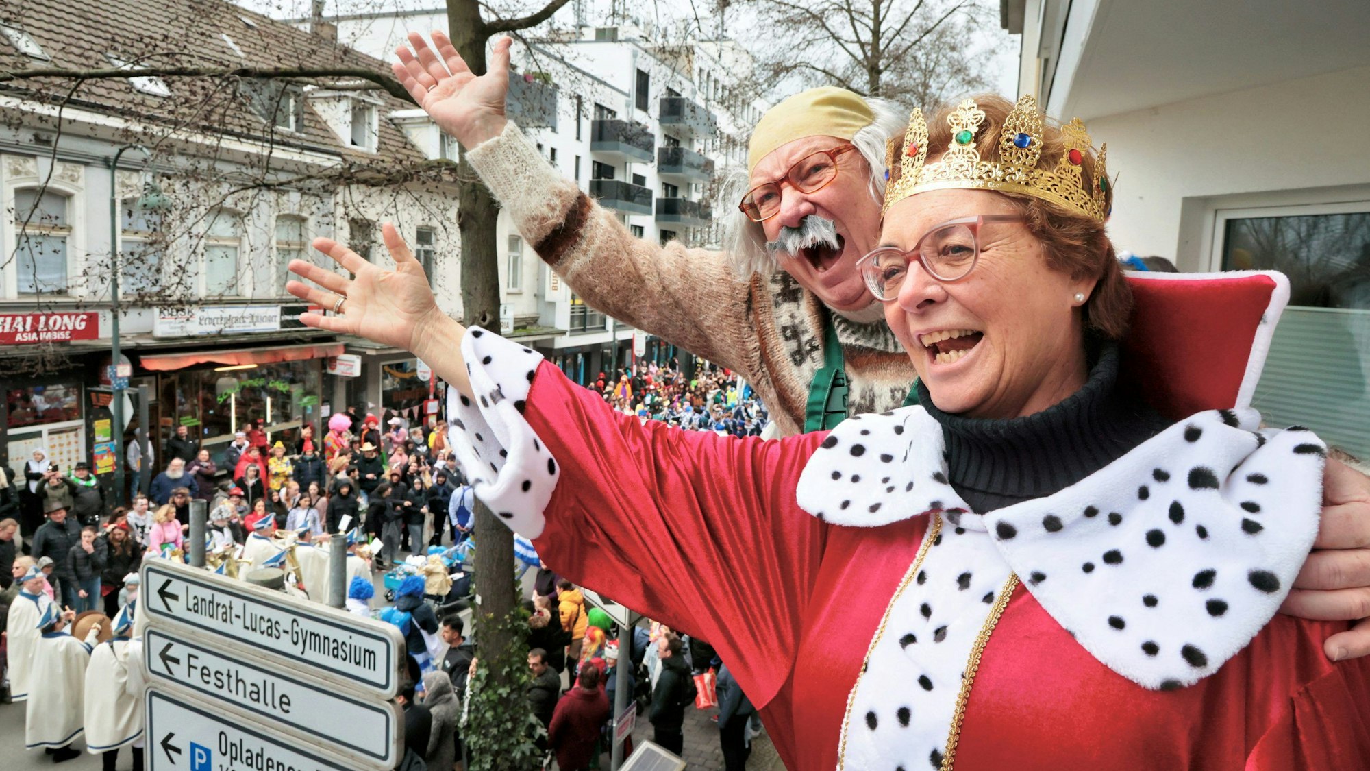 Leverkusen Opladen Rosenmontagszug.
Foto: Michael Wand