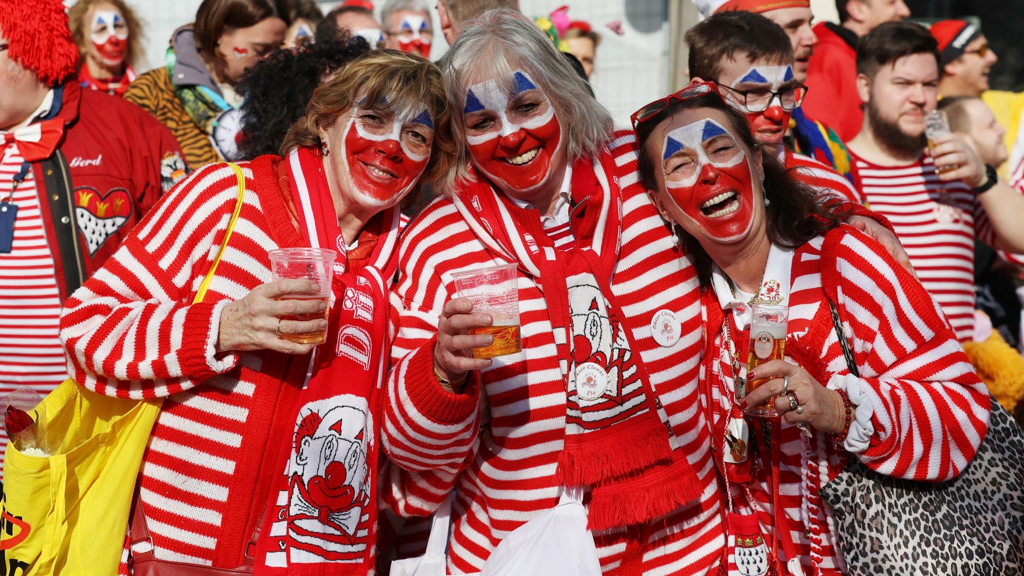 Jecke im Kölner Karneval.