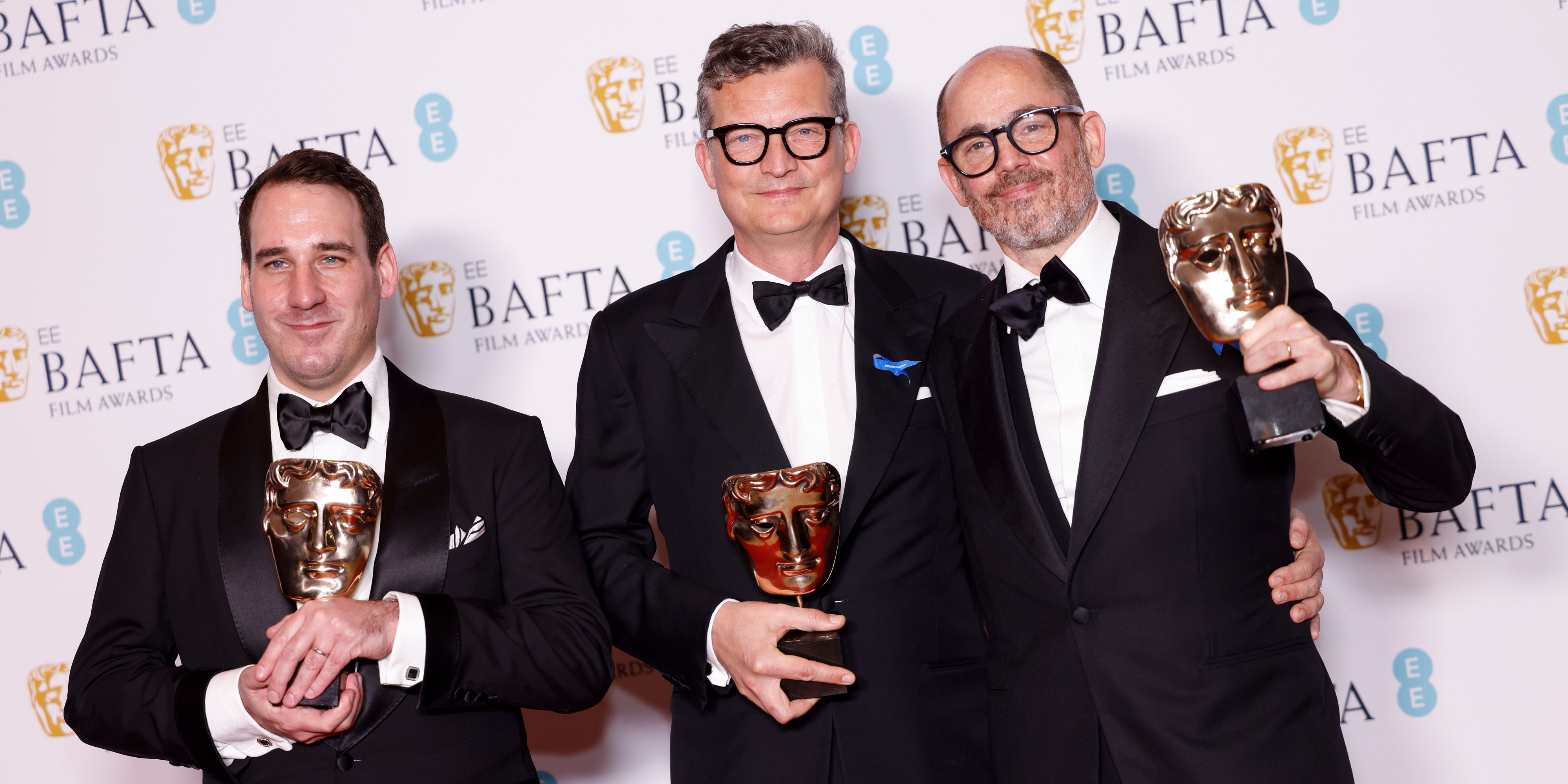 James Friend (l.-r.), Gewinner des Kamerapreises, Malte Grunert und Edward Berger, Gewinner des Preises für einen nicht englischsprachigen Film.