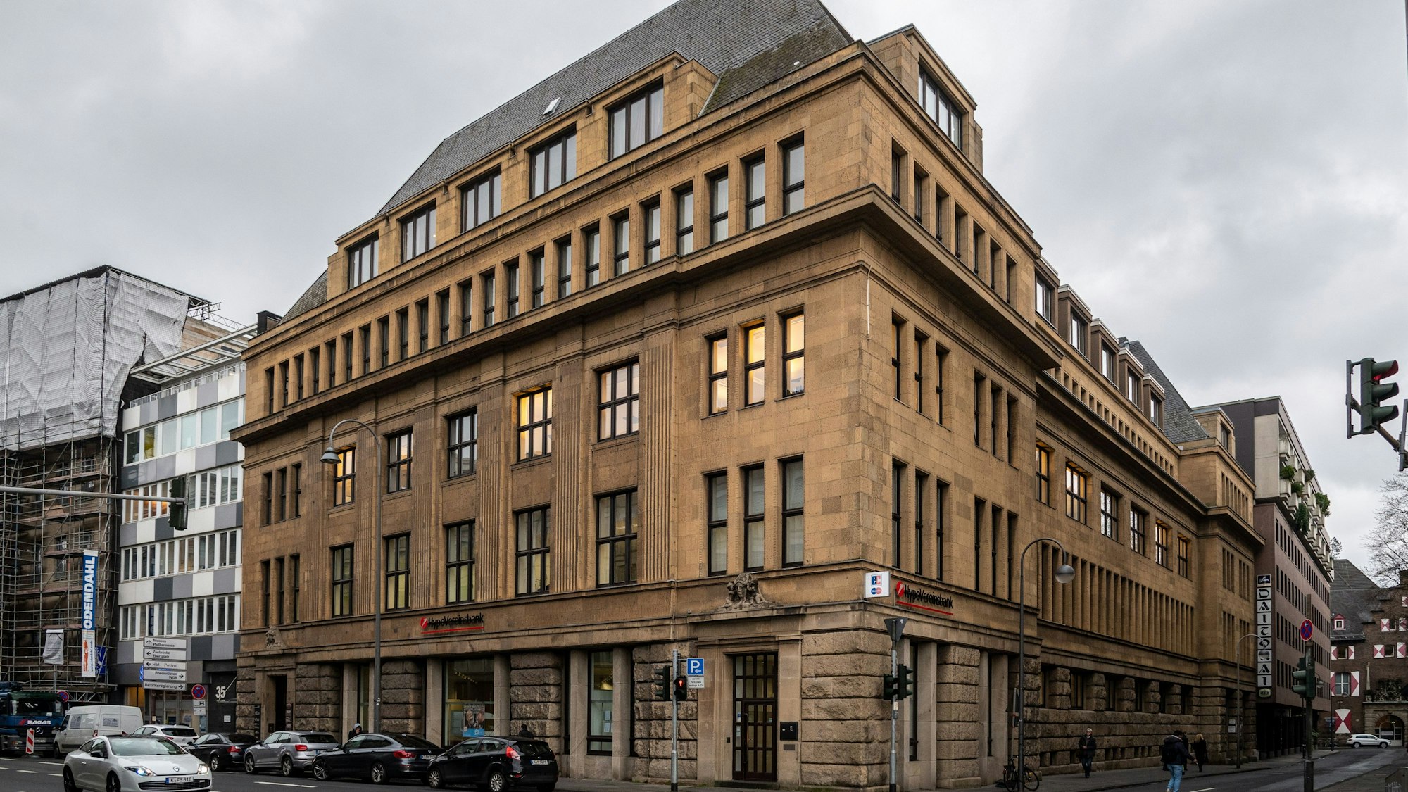 Außenansicht der Kunst- und Museumsbibliothek der Stadt Köln am Kattenbug