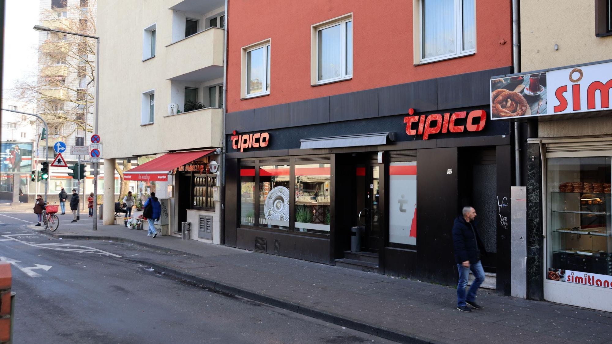 Ein Wettbüro in Buchforst. Die Stadt befindet sich noch im Rechtsstreit mit einem Betreiber.