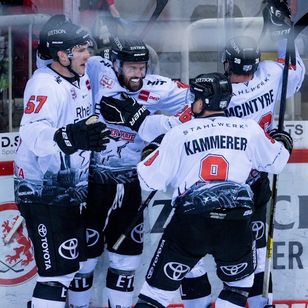 Jubel bei den Kölner Haien