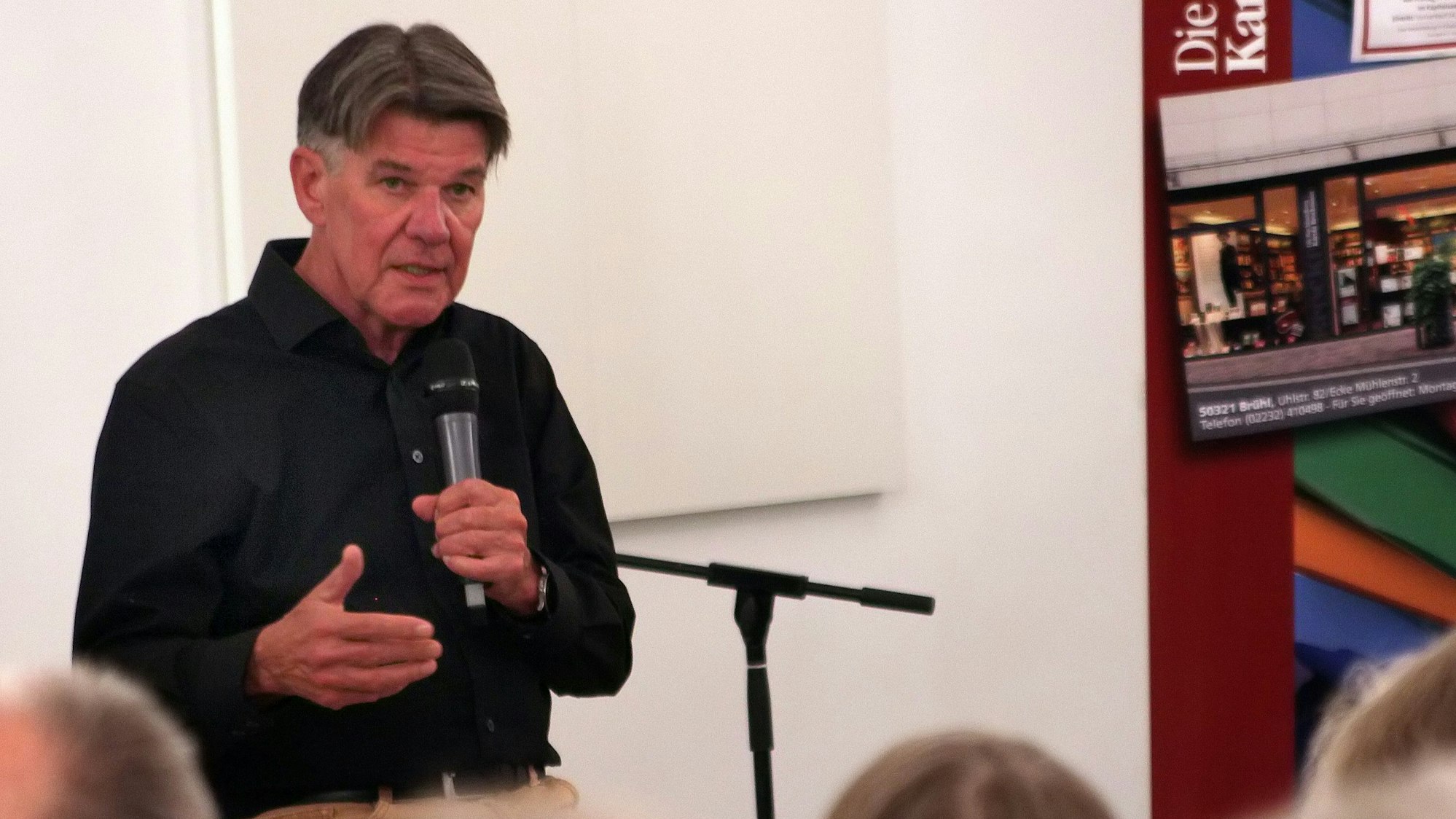 Das Foto zeigt den früheren Moskau-Korrespondent der ARD, Udo Lielischkies, bei einer Veranstaltung in Brühl im Jahr 2022.