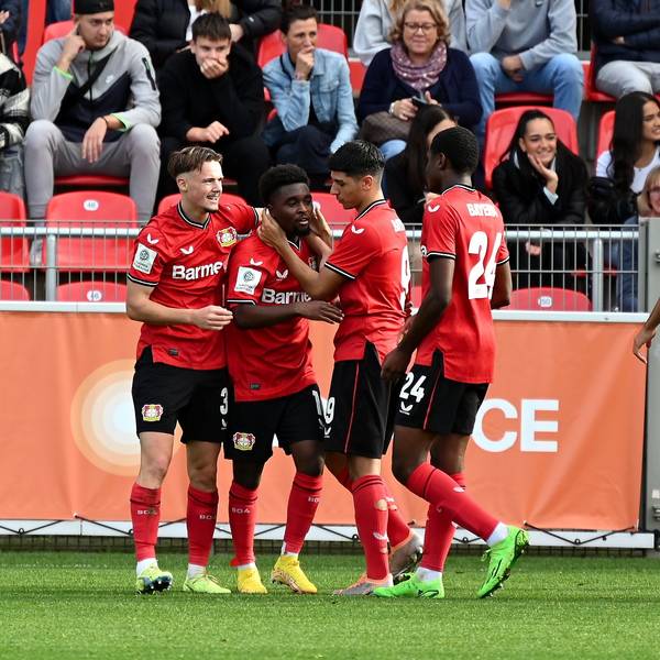 29.10.2022, Fussball-A-jugend-Bayer Leverkusen-Mönchengladbach
mitte: Jardell Kanga-Torschütze zum 2:0 für Bayer
Foto: Uli Herhaus