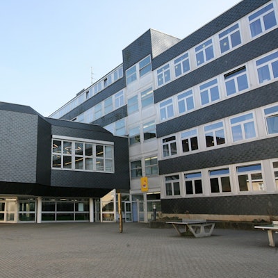 Wipperfürth
Außenansicht des EVB Gymnasium 
Foto: Schmitz