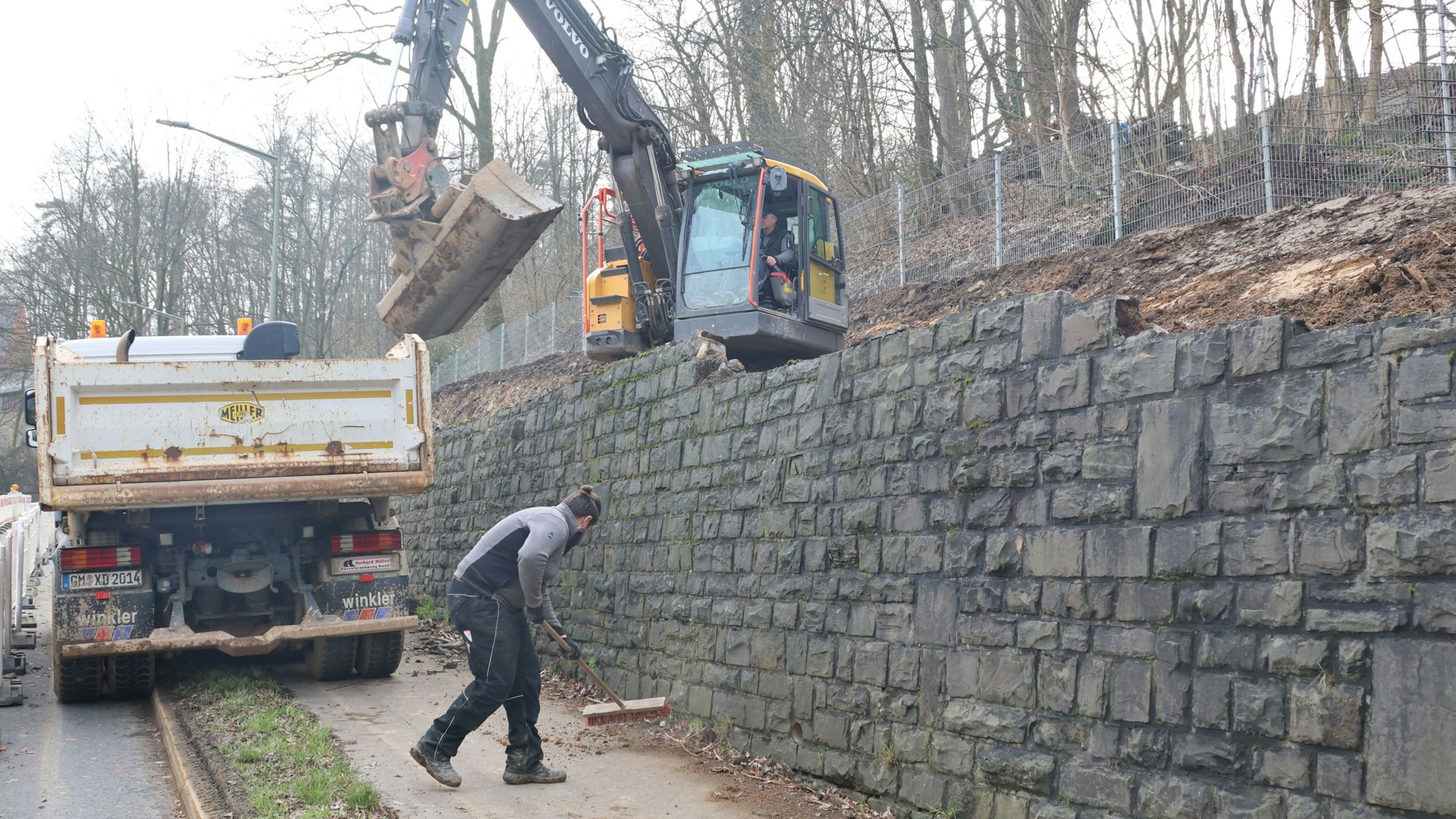 Abbruch Mauer Niederseßmar