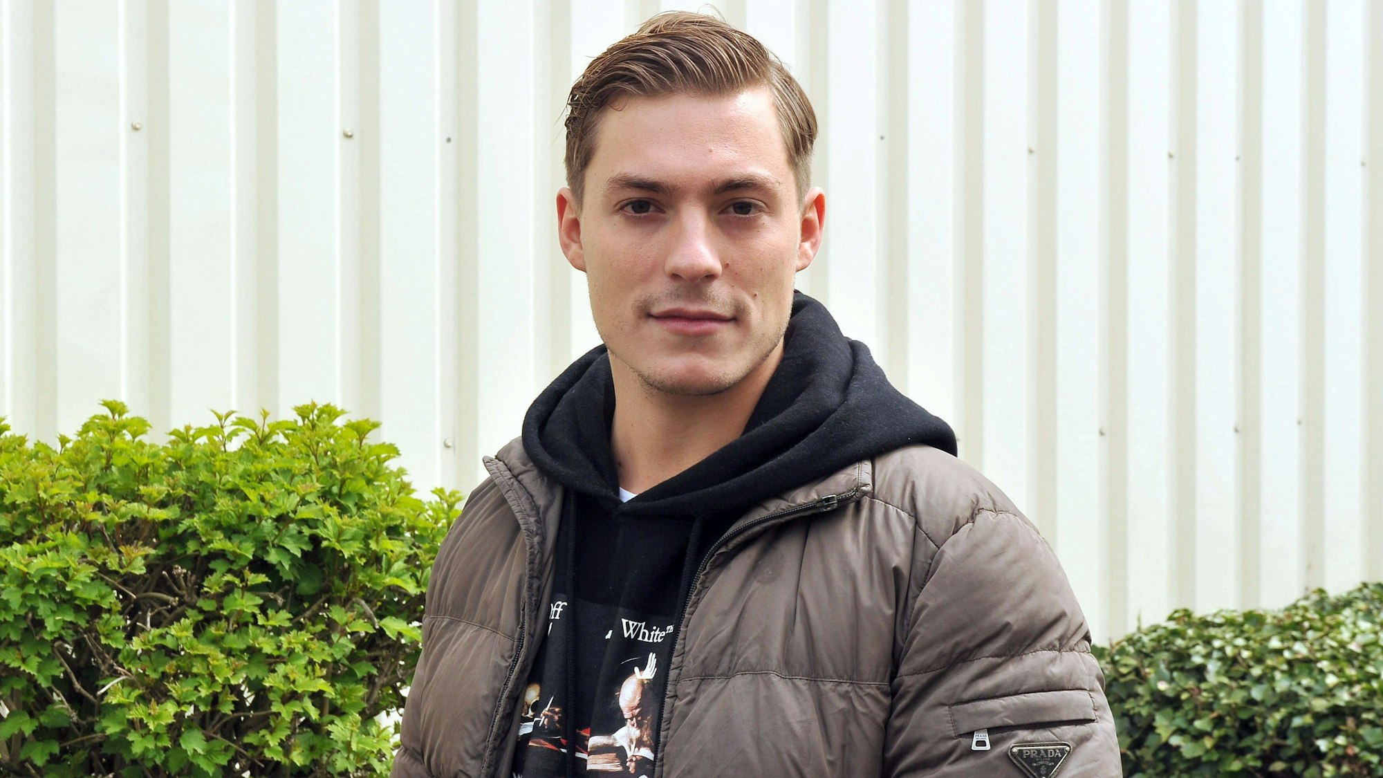 Henrik Stoltenberg anläßlich der Eröffnung von Willi Herrens Reibekuchen-Truck Willi Herrens Rievkooche Bud am 16.04.2021 in Köln/ Frechen