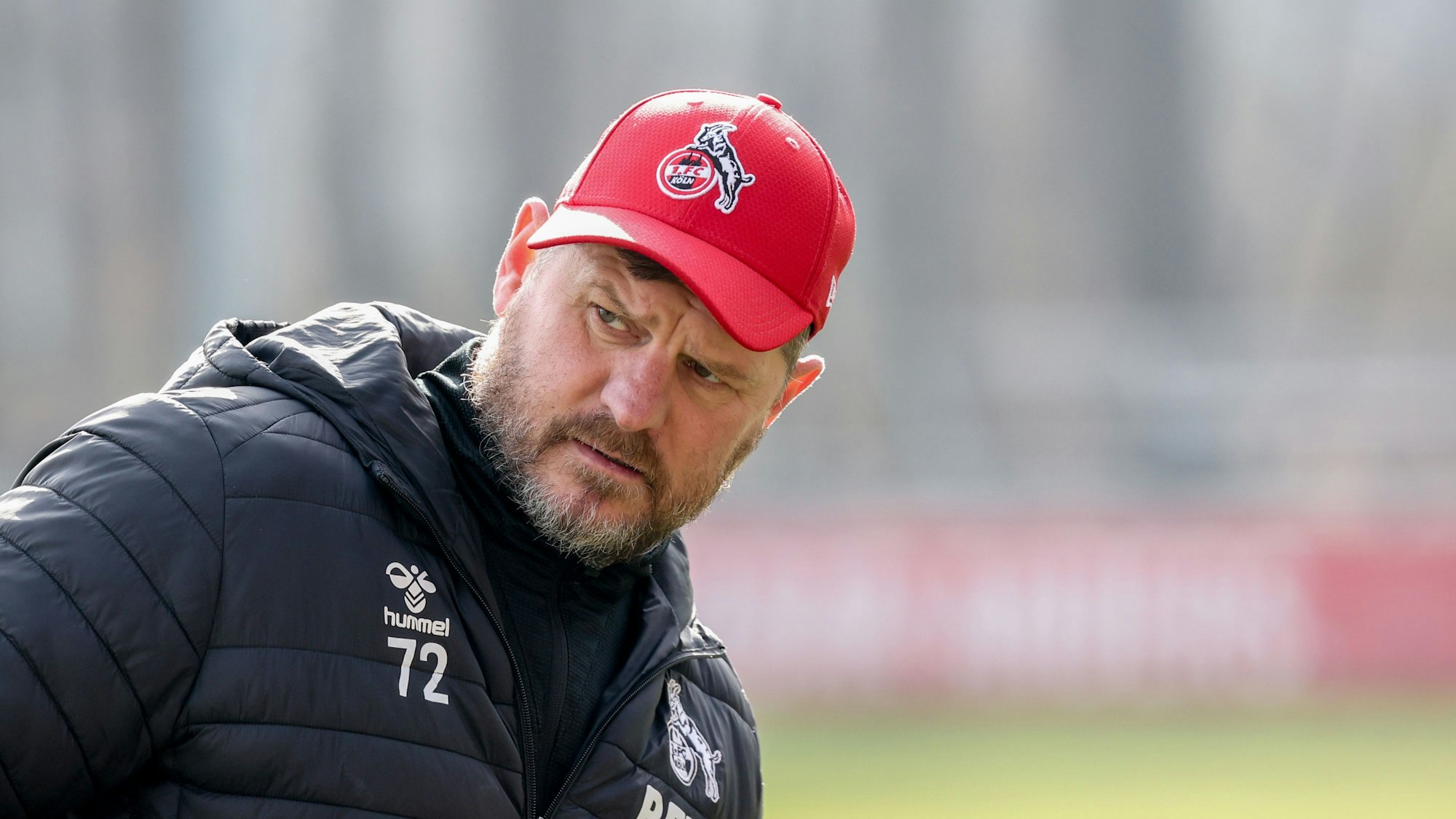 22.02.2023, Köln: SPORT - Fußball Bundesliga - 1. FC Köln - Training der Profi Mannschaft am Geißbockheim in Köln - Trainer Steffen Baumgart. Foto: Thilo Schmülgen