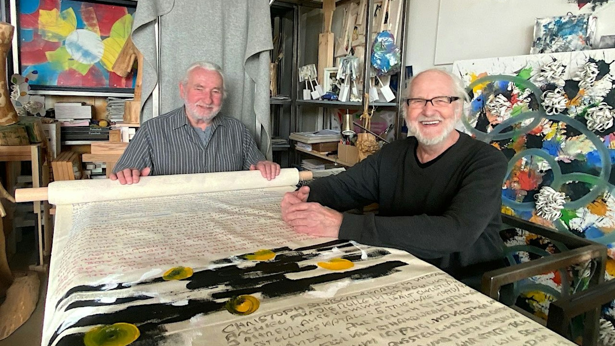 Die beiden Bewohner des Loftes.