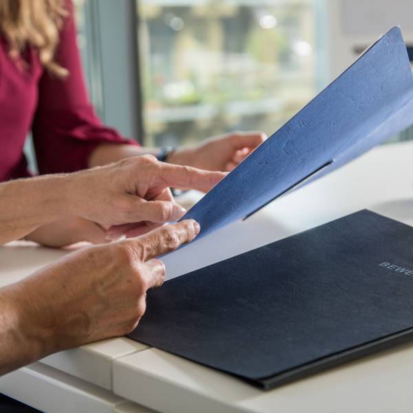 Den Unternehmen fehlen die guten Bewerber – und Fachkräfte.