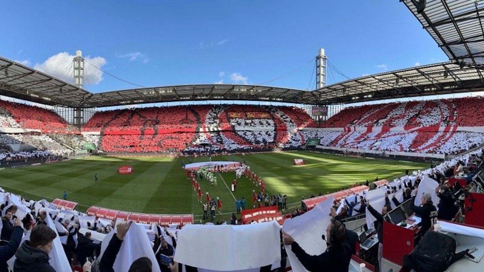 Choreo 1. FC Köln gegen VfL Wolfsburg