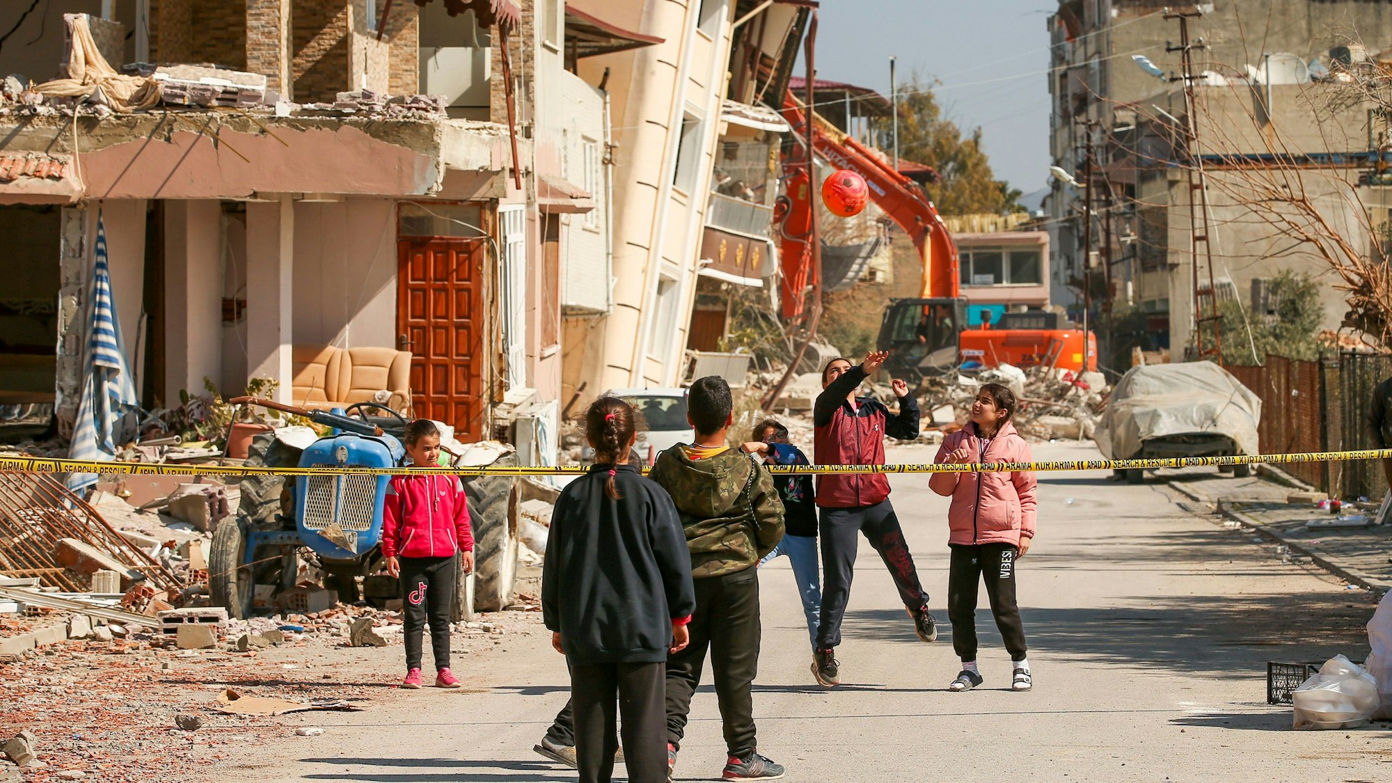 Erneut kam es in den Regionen zu Nachbeben.