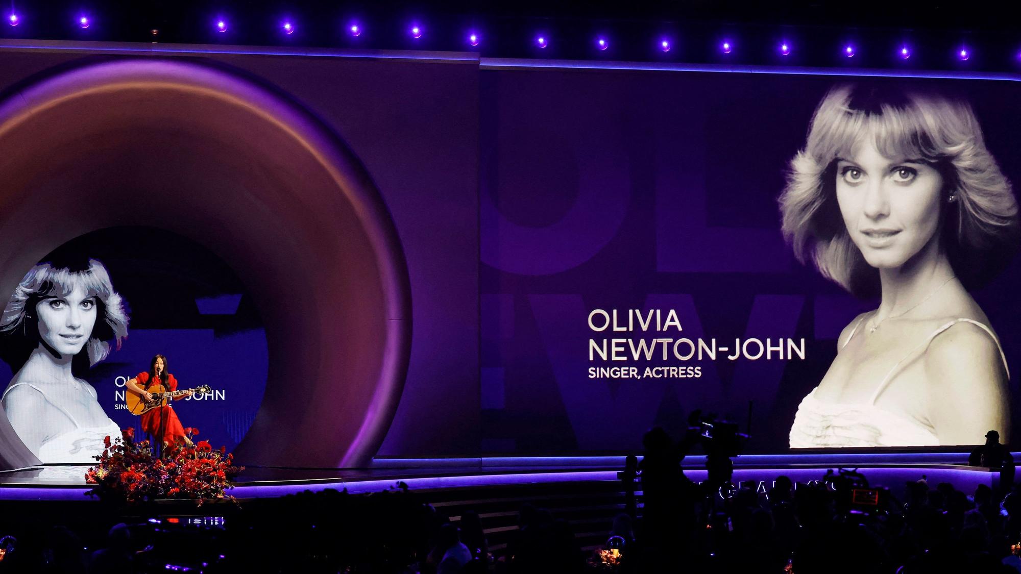 Olivia Newton-John Bild bei den Grammys.