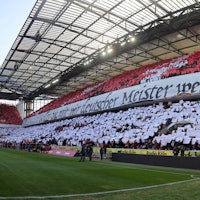 Das Bild zeigt die Choreographie im FC-Stadion.