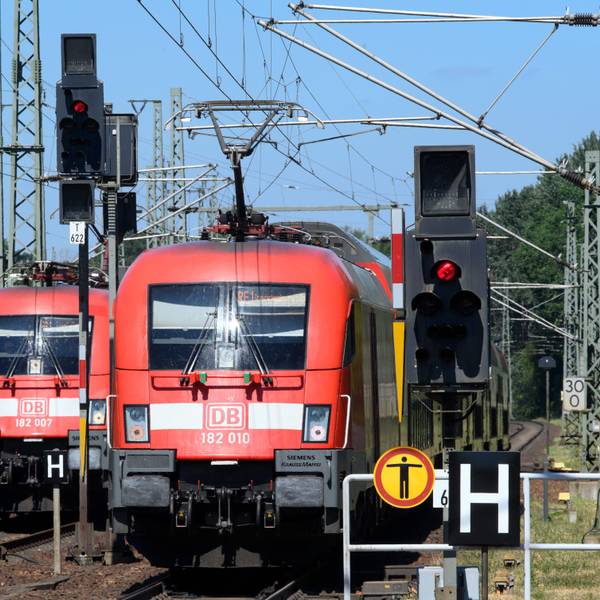 Regionalzüge fahren in Potsdam.