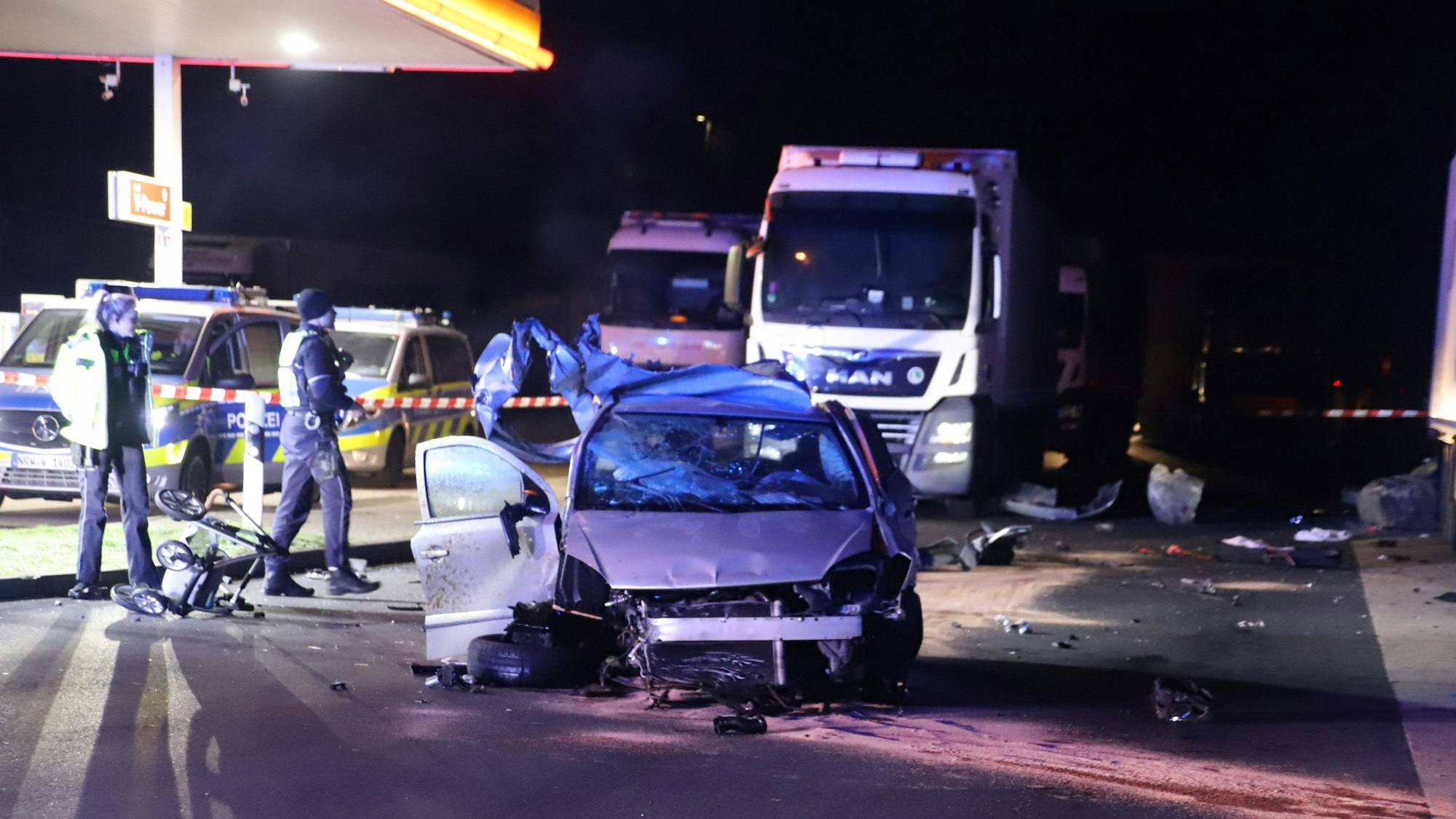 Die Wehrleute mussten nicht mehr eingreifen, sie sperrten die Unfallstelle mit Flatterband ab.