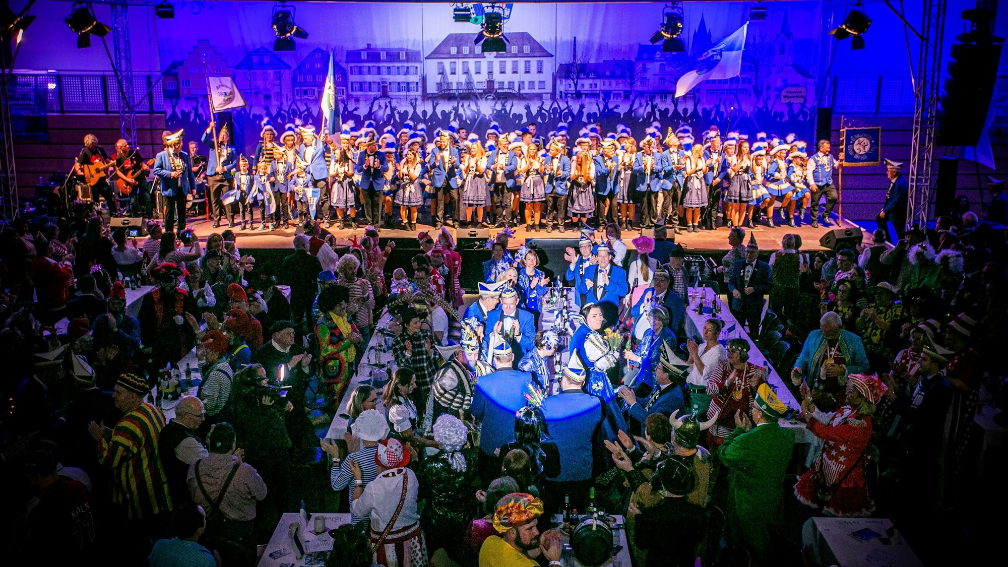 Sitzung der Narrenzunft Neye in der Mühlenberghalle.