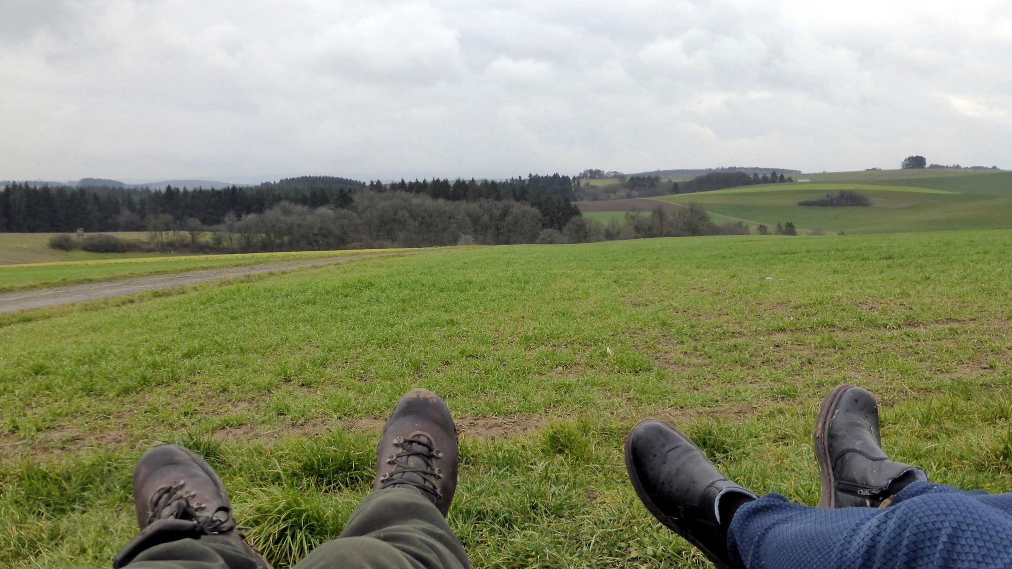 Weite Blicke über die Vulkaneifel auf der Heimatspur Weiherbachtal