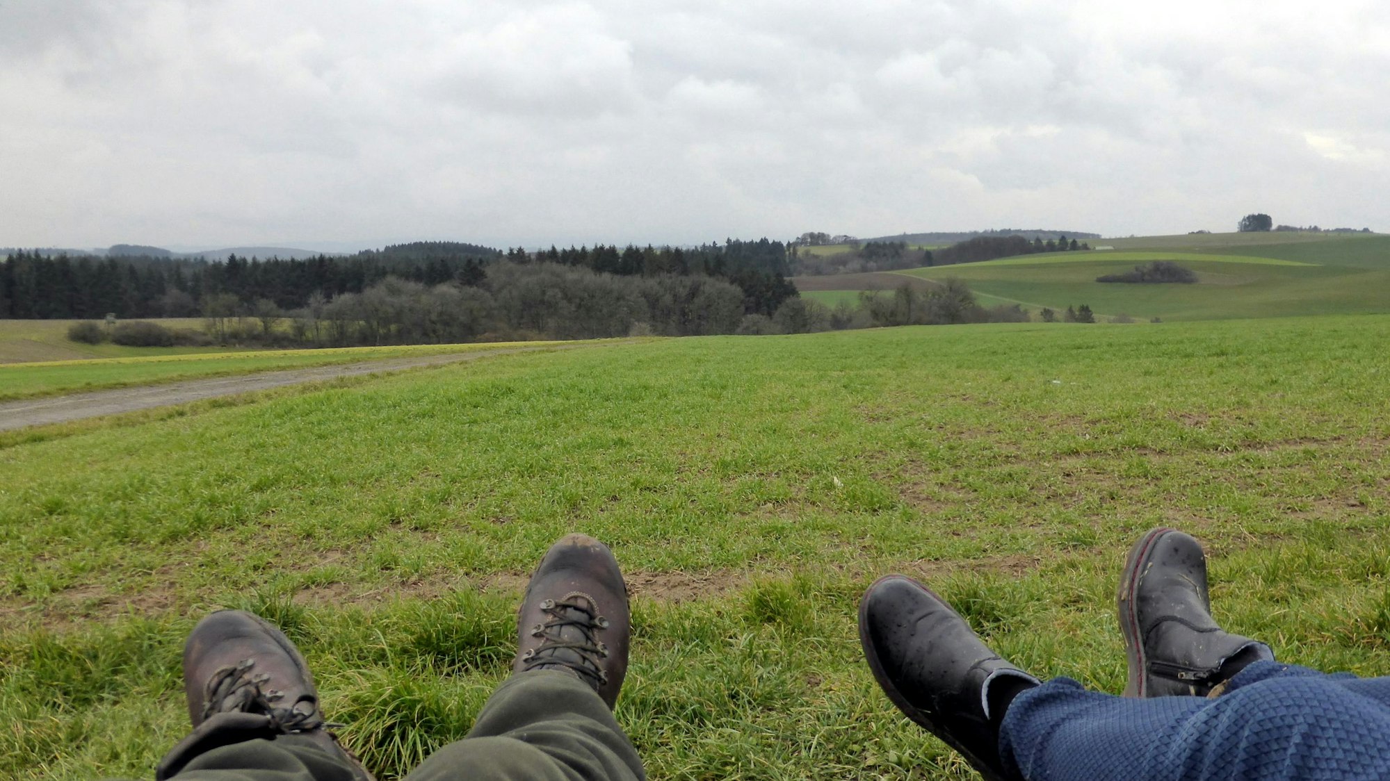 Weite Blicke über die Vulkaneifel auf der Heimatspur Weiherbachtal