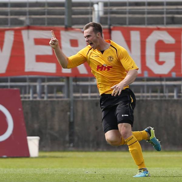 Oliver LAUX (FK) bejubelt sein Tor zum 2:1 Fussball Regionalliga Relegation, Rueckspiel, FC Bayern Muenchen II - Fortuna Koeln 2:1, am 01.06.2014 in Muenchen/Deutschland.
Oliver Laux FK cheered be goal to 2 1 Football third division Relegation Rueckspiel FC Bavaria Munich II Fortuna Cologne 2 1 at 01 06 2014 in Munich Germany