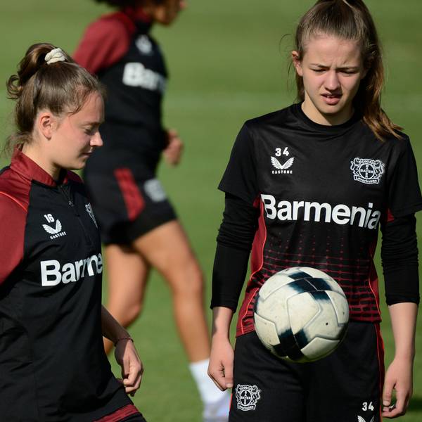 Fußball, Frauen, Bayer Leverkusen Training in Mexiko July 12, 2022, Mexico City, Mexico City, Mexico: July 12, 2022, Mexico City, Mexico: Sofie Zdebel of the Women s Bayer Leverkusen team during a training before the match between America and Bayer Leverkusen as part of 100 years of Bayer in Mexico. on July 12, 2022 in Mexico City, Mexico. Mexico City Mexico - ZUMAe321 0162805564st Copyright: xCarlosxTischlerx/xEyepixxGroupx