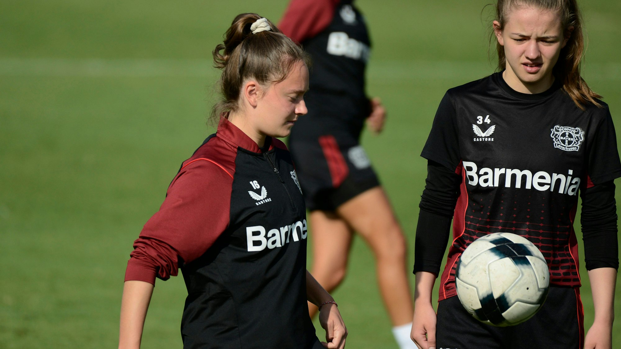 Fußball, Frauen, Bayer Leverkusen Training in Mexiko July 12, 2022, Mexico City, Mexico City, Mexico: July 12, 2022, Mexico City, Mexico: Sofie Zdebel of the Women s Bayer Leverkusen team during a training before the match between America and Bayer Leverkusen as part of 100 years of Bayer in Mexico. on July 12, 2022 in Mexico City, Mexico. Mexico City Mexico - ZUMAe321 0162805564st Copyright: xCarlosxTischlerx/xEyepixxGroupx