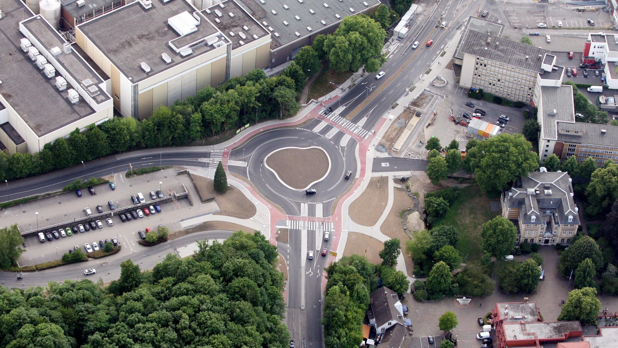 Luftbild vom Turbokreisel in Bergisch Gladbach.