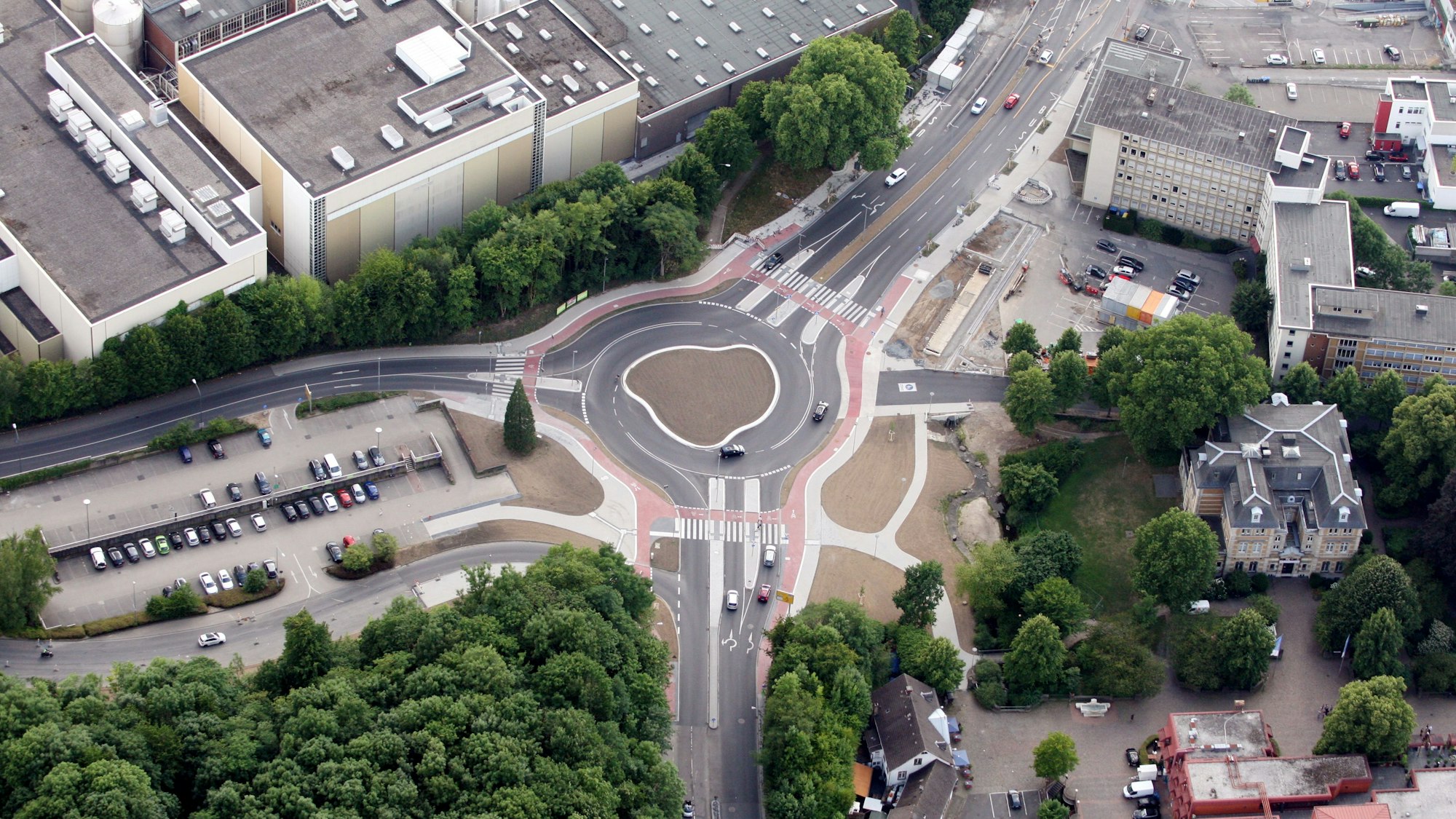Luftbild vom Turbokreisel in Bergisch Gladbach.